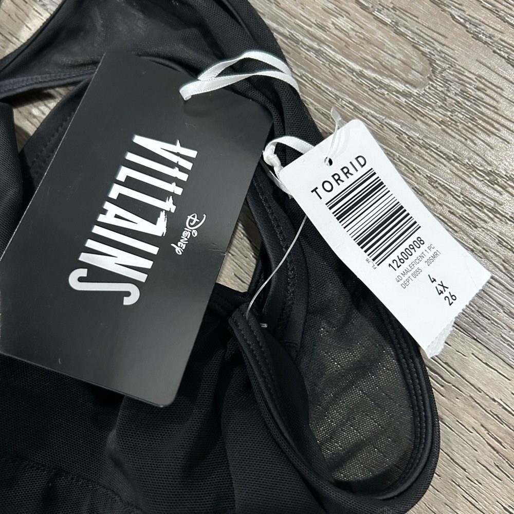 Torrid Women’s Plus Size 4X Black Flame Maleficent Disney Villian Swim  Dress - Picture 7 of 7